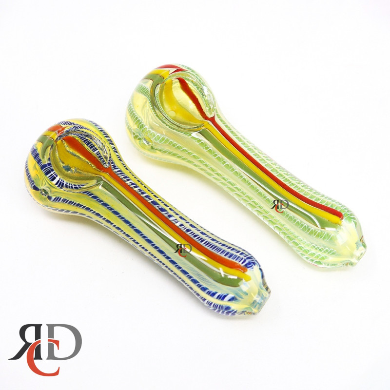 GLASS PIPE FULL ART W/ RASTA LINE GP3588 1CT